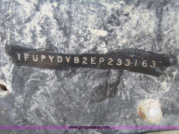 image for item F7469 1984 Freightliner Conventional FLC 120 semi truck