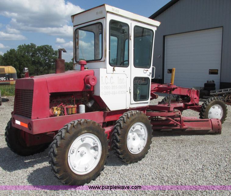 image for item F7471 1977 Fiat-Allis M65 rigid motor grader