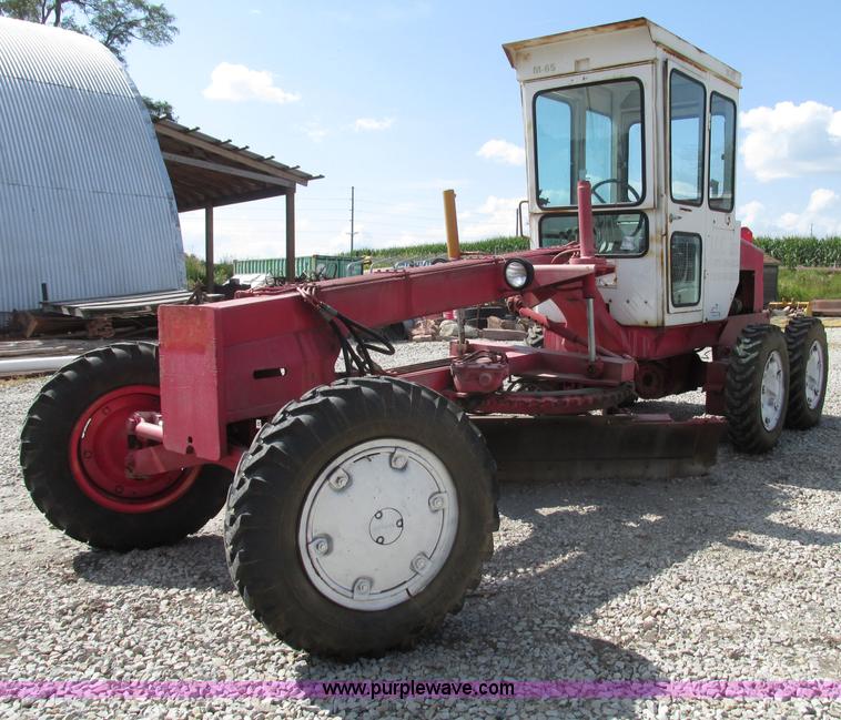 image for item F7471 1977 Fiat-Allis M65 rigid motor grader