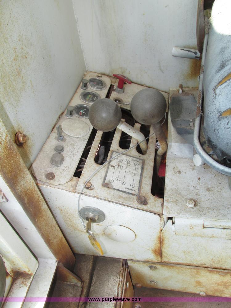 image for item F7471 1977 Fiat-Allis M65 rigid motor grader