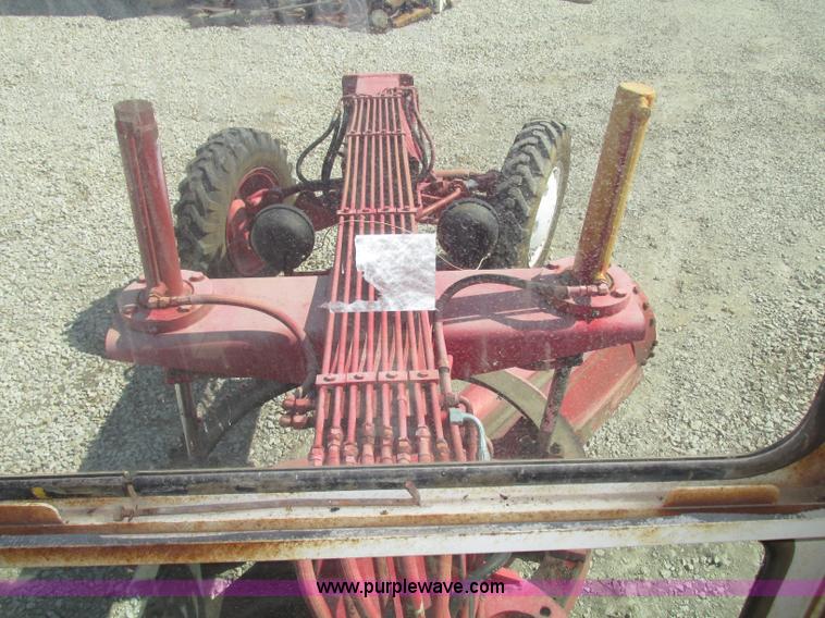 image for item F7471 1977 Fiat-Allis M65 rigid motor grader