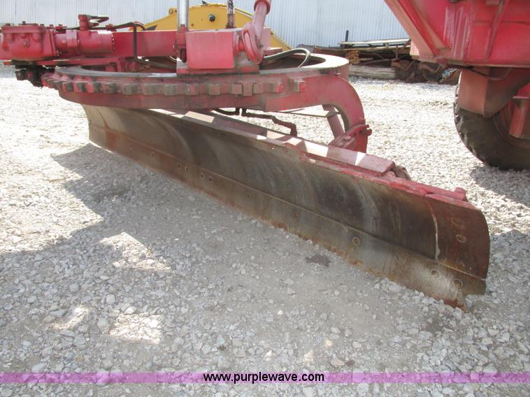 image for item F7471 1977 Fiat-Allis M65 rigid motor grader