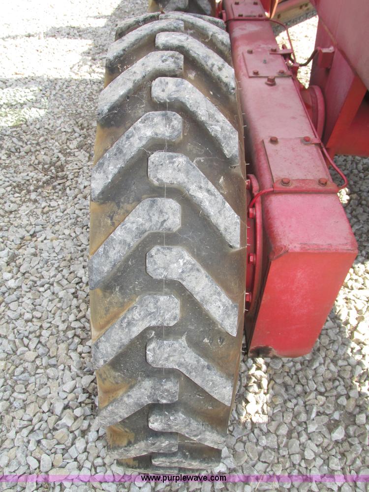 image for item F7471 1977 Fiat-Allis M65 rigid motor grader