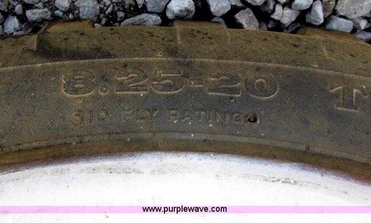 image for item F7471 1977 Fiat-Allis M65 rigid motor grader