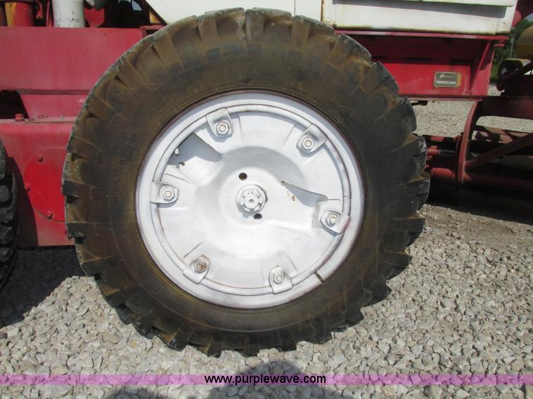 image for item F7471 1977 Fiat-Allis M65 rigid motor grader