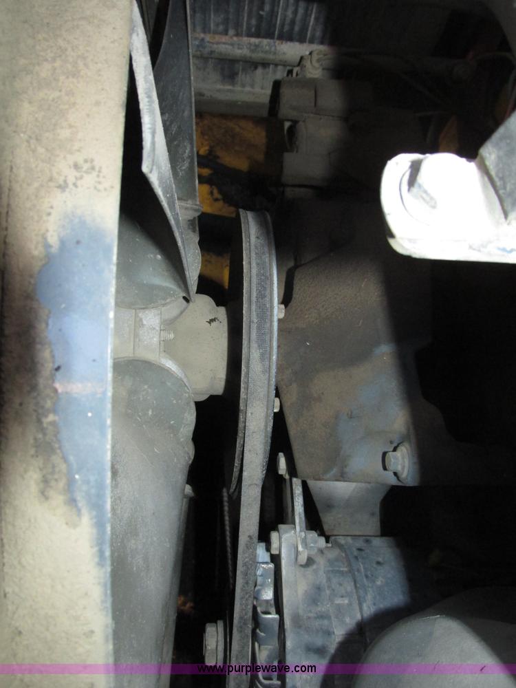 image for item F7494 2006 Gehl 6640E skid steer