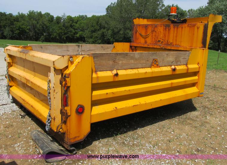 image for item F8815 Henderson Mark E dump bed