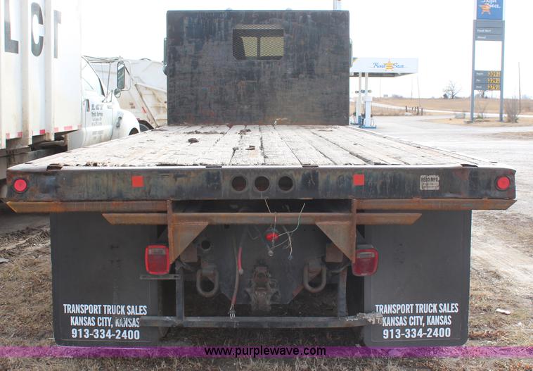 image for item H1375 1997 Peterbilt 377 flatbed truck