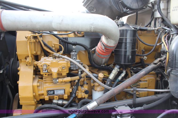 image for item H1375 1997 Peterbilt 377 flatbed truck