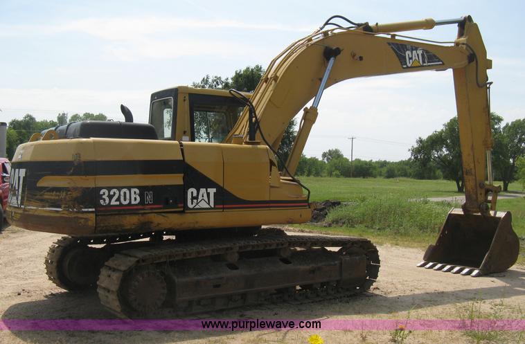 image for item H5269 Caterpillar 320B N excavator