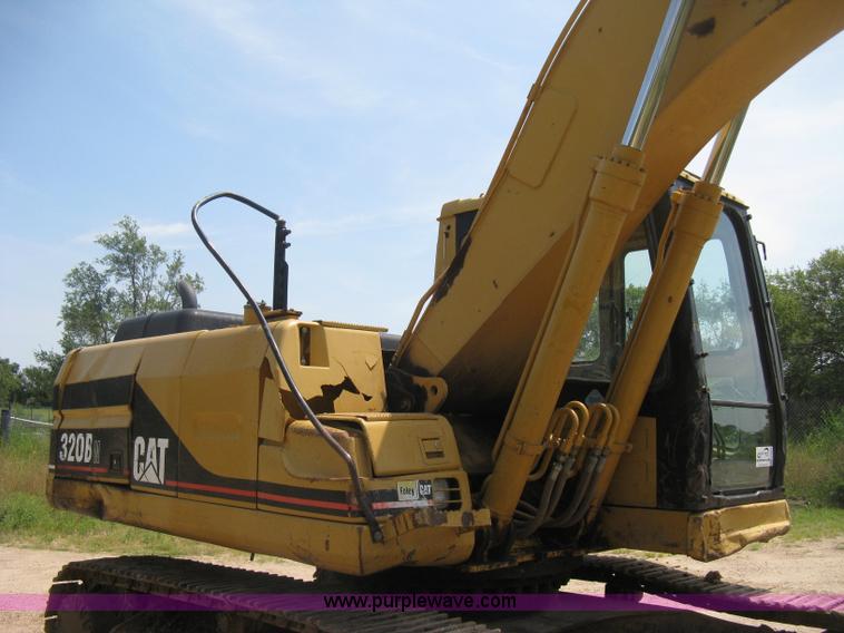image for item H5269 Caterpillar 320B N excavator