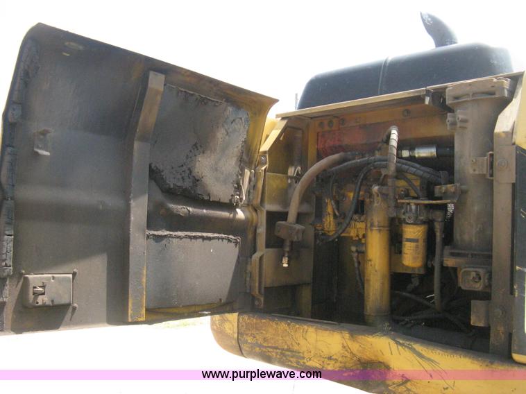 image for item H5269 Caterpillar 320B N excavator
