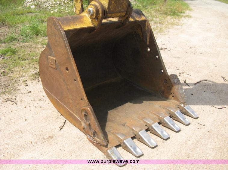 image for item H5269 Caterpillar 320B N excavator