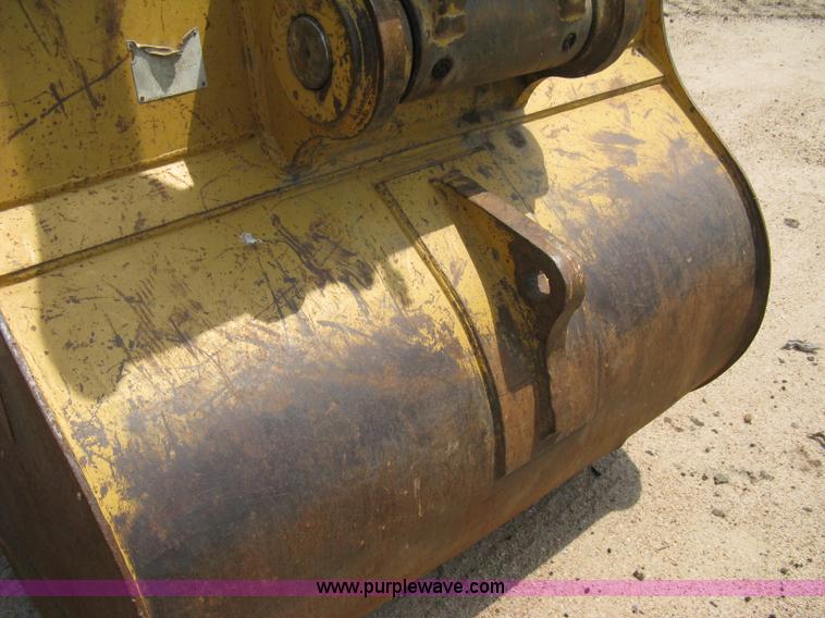 image for item H5269 Caterpillar 320B N excavator