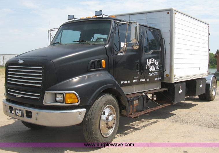 image for item H5270 1999 Sterling L8500 Series crew cab cargo/bobtail truck