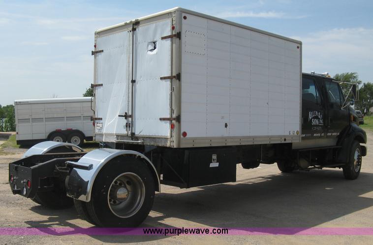 image for item H5270 1999 Sterling L8500 Series crew cab cargo/bobtail truck