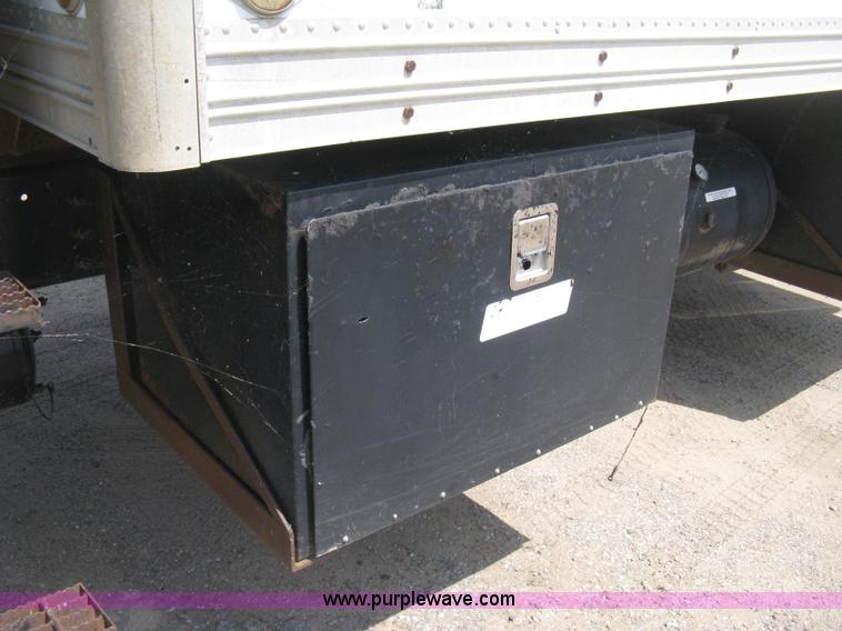 image for item H5270 1999 Sterling L8500 Series crew cab cargo/bobtail truck