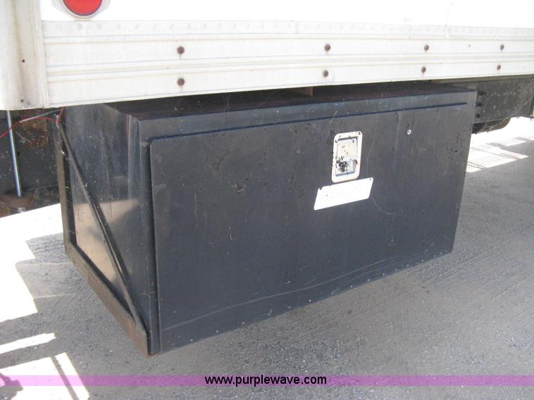 image for item H5270 1999 Sterling L8500 Series crew cab cargo/bobtail truck