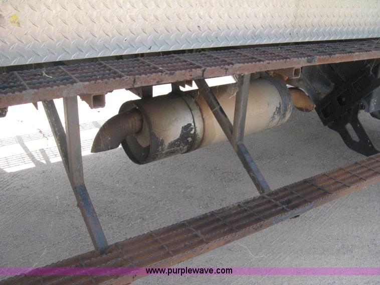 image for item H5270 1999 Sterling L8500 Series crew cab cargo/bobtail truck