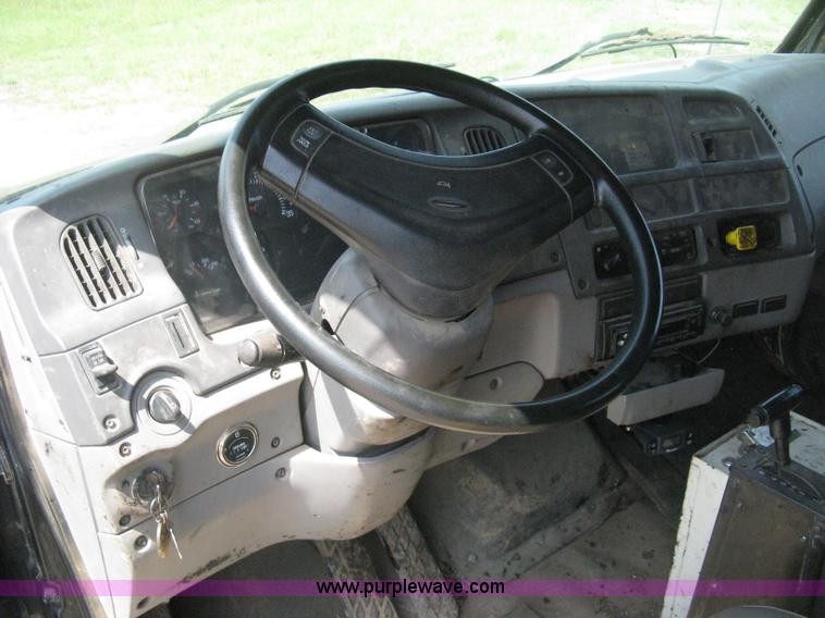 image for item H5270 1999 Sterling L8500 Series crew cab cargo/bobtail truck