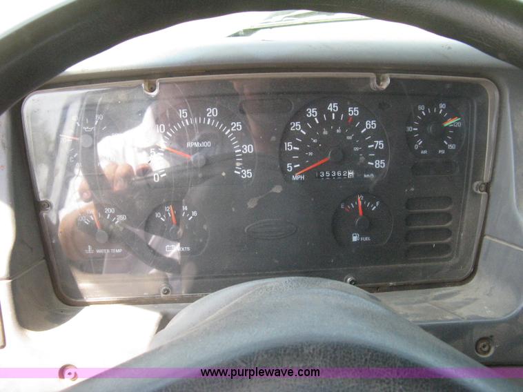 image for item H5270 1999 Sterling L8500 Series crew cab cargo/bobtail truck