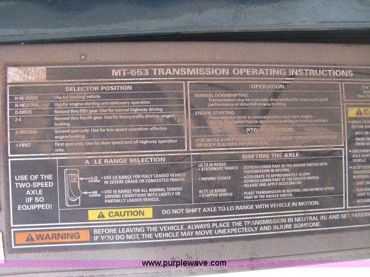 image for item H5270 1999 Sterling L8500 Series crew cab cargo/bobtail truck