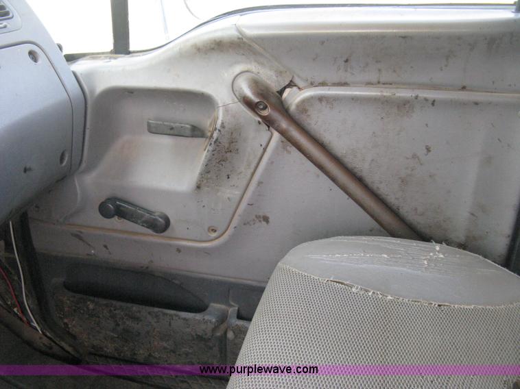 image for item H5270 1999 Sterling L8500 Series crew cab cargo/bobtail truck