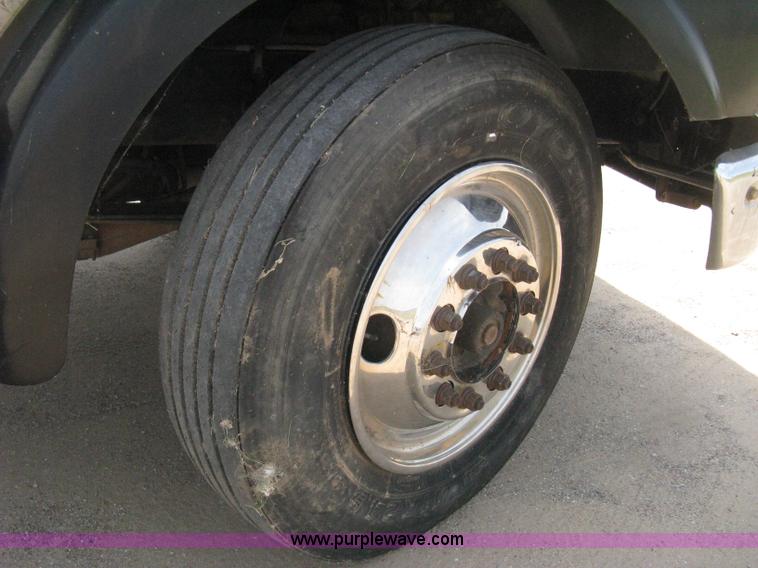 image for item H5270 1999 Sterling L8500 Series crew cab cargo/bobtail truck