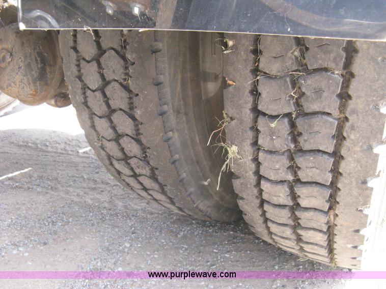 image for item H5270 1999 Sterling L8500 Series crew cab cargo/bobtail truck