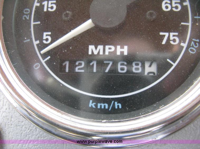 image for item H5272 1995 Ford Aeromax L9000 semi truck