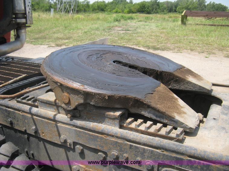 image for item H5272 1995 Ford Aeromax L9000 semi truck