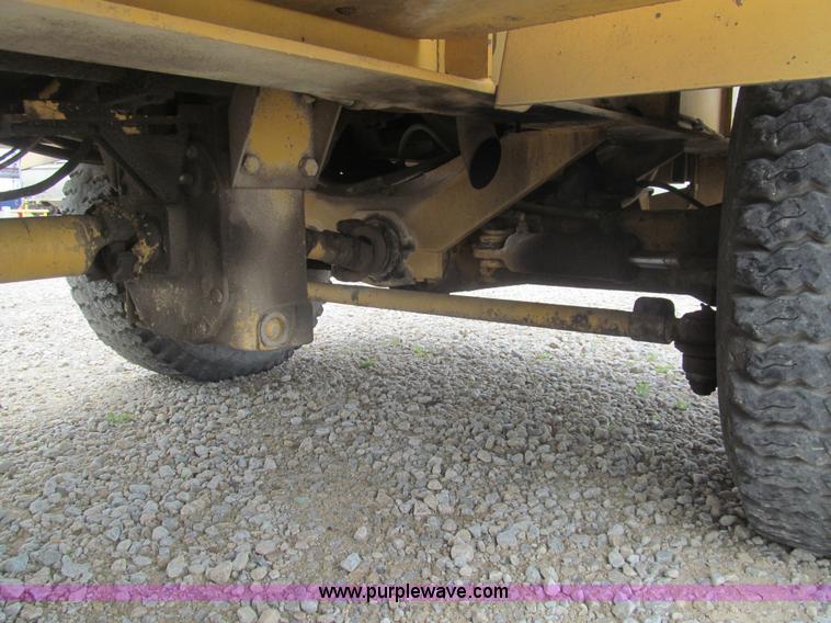 image for item H8842 Lorain LCD150 crane