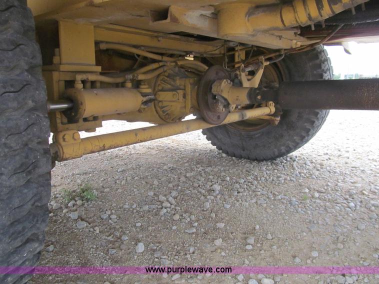 image for item H8842 Lorain LCD150 crane