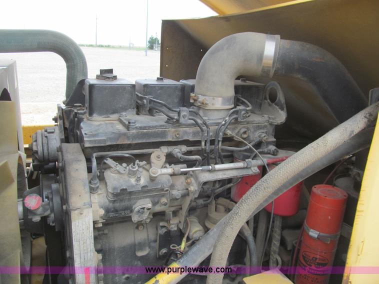 image for item H8842 Lorain LCD150 crane