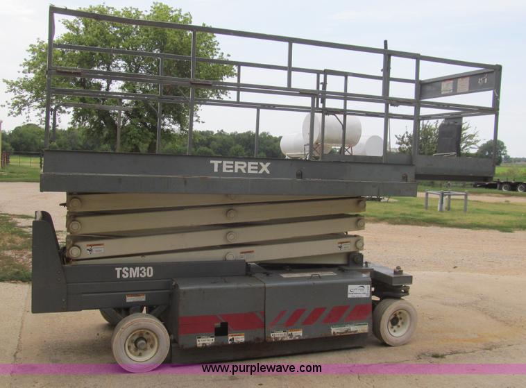 image for item H8898 Terex TSM30 electric scissor lift