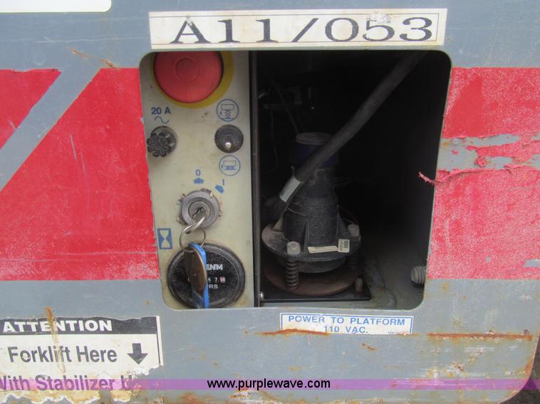 image for item H8898 Terex TSM30 electric scissor lift