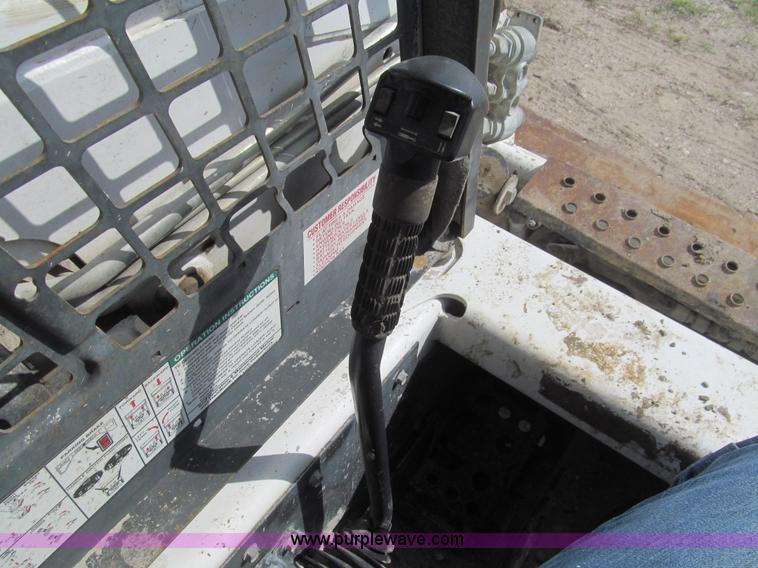 image for item H8941 2007 Bobcat S150 skid steer