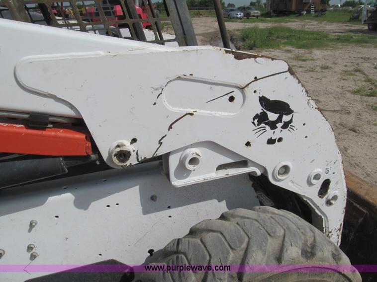 image for item H8941 2007 Bobcat S150 skid steer
