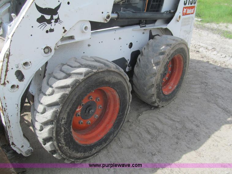image for item H8941 2007 Bobcat S150 skid steer