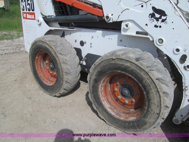 image for item H8941 2007 Bobcat S150 skid steer