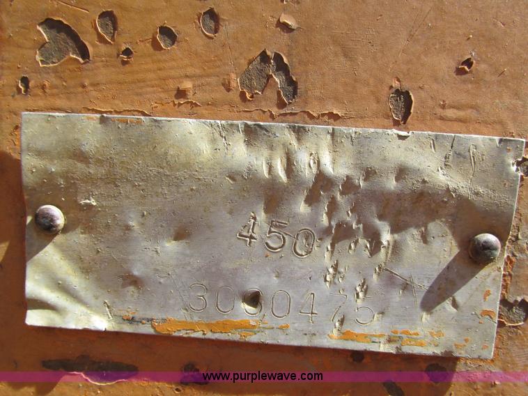 image for item I4136 1975 Case 450 dozer