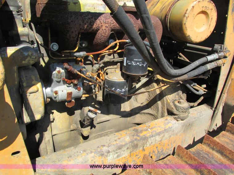 image for item I4136 1975 Case 450 dozer