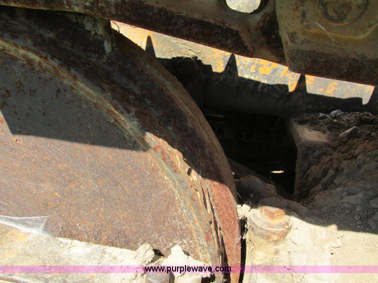 image for item I4136 1975 Case 450 dozer