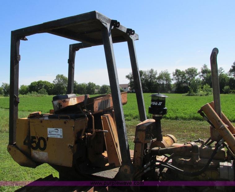 image for item I4136 1975 Case 450 dozer