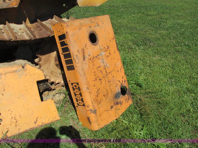 image for item I4136 1975 Case 450 dozer