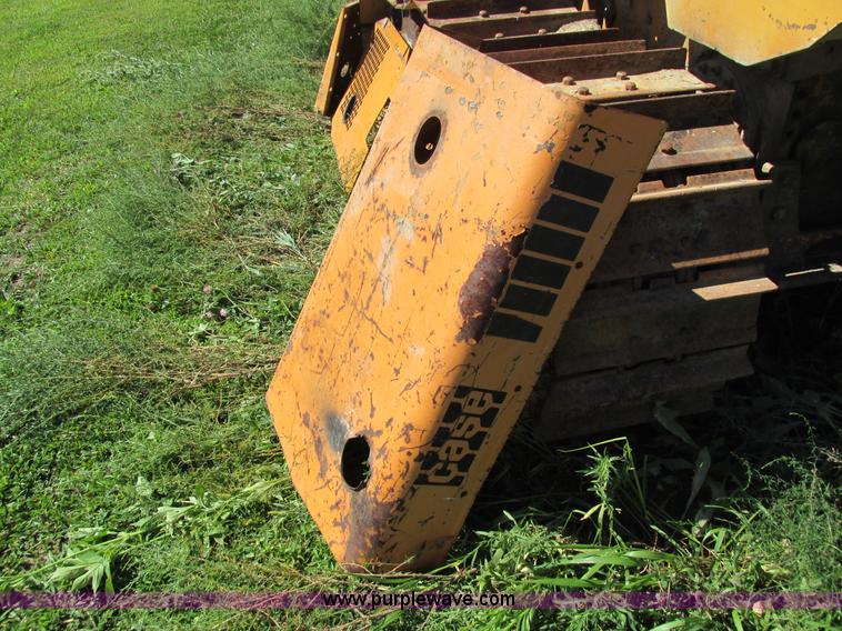 image for item I4136 1975 Case 450 dozer