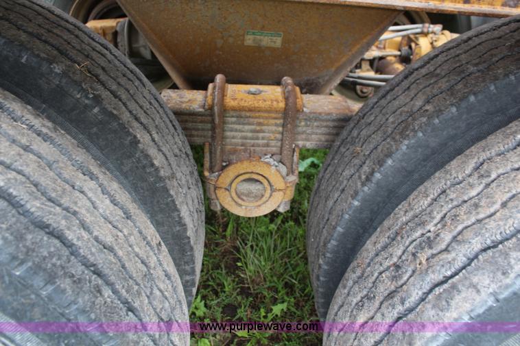 image for item J1051 1996 Load King 2060 belly dump trailer