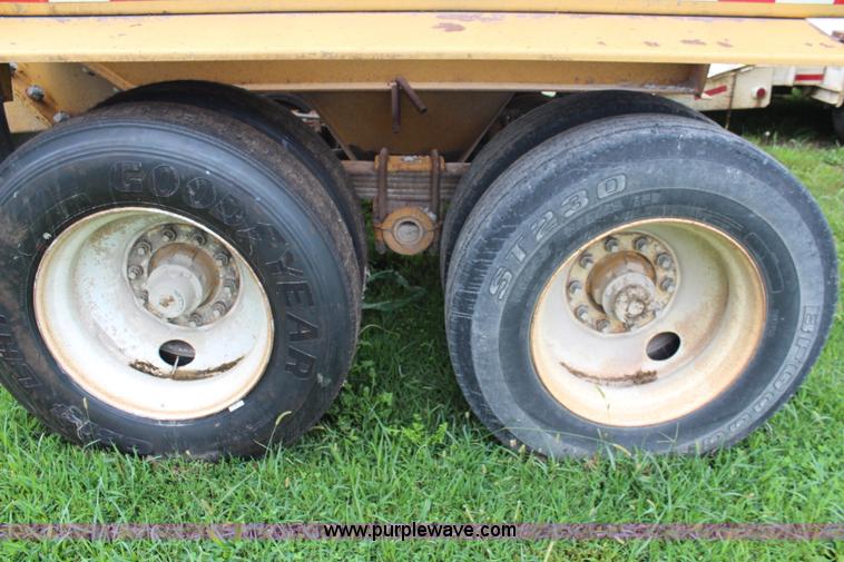 image for item J1051 1996 Load King 2060 belly dump trailer