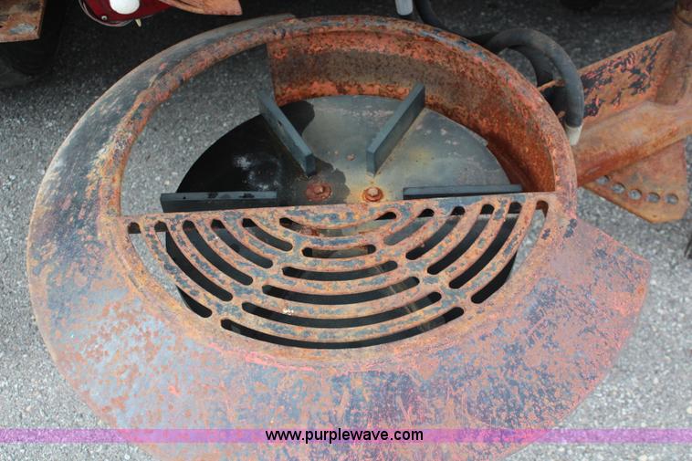 image for item J2160 1999 International 4700 dump truck