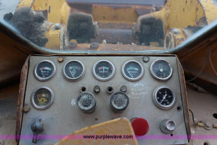 image for item J2166 1968 Caterpillar 966C wheel loader